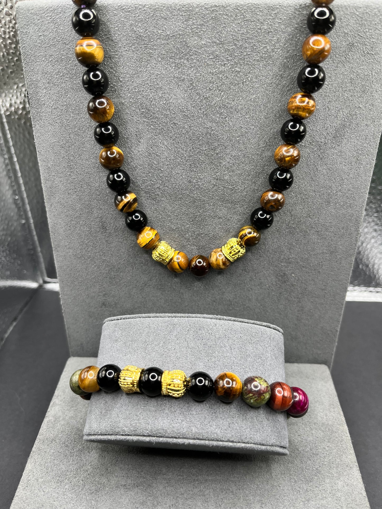 KINGSMAN NECKLACE